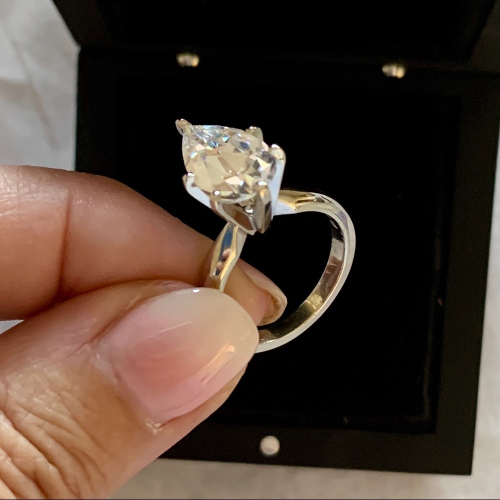 ❌SOLD❌ Diamond Nexus platinum solitaire ring - Picture 4 of 8
